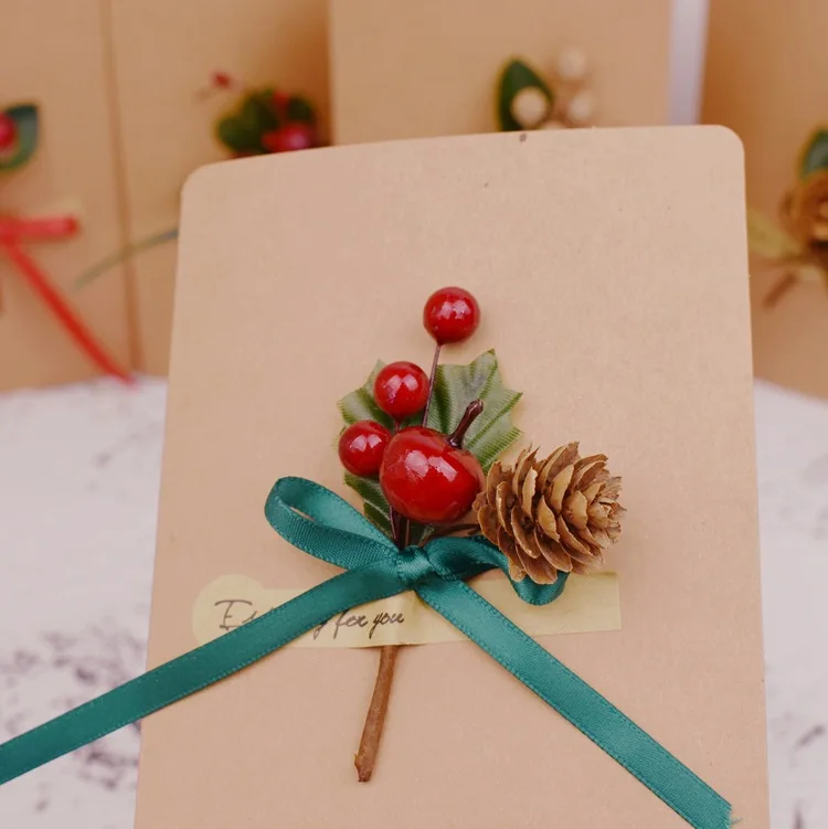 5PcsPack Christmas Red Berry And Pine Cone Christmas Picks With Holly Branches For Holiday Decoration Great Addition Decor Crafts QW25 (1)