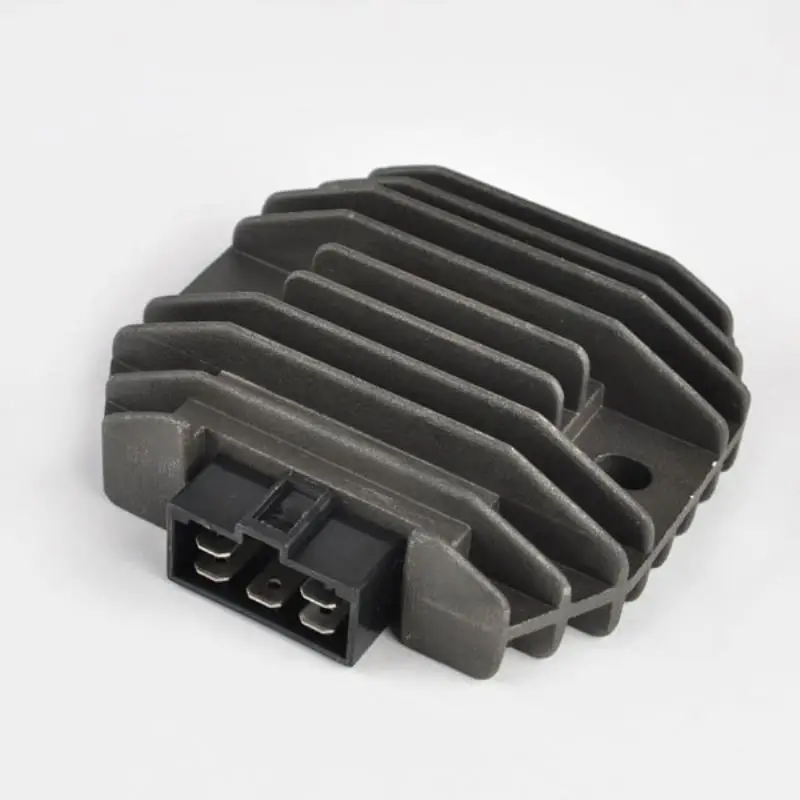 1PC Motorcycle Voltage Regulator Rectifier 9 x 8.5 x 2CM For Yamaha R1 R6 YZF 600 R6S 1998 - 2001 Moto Replacement Accessories