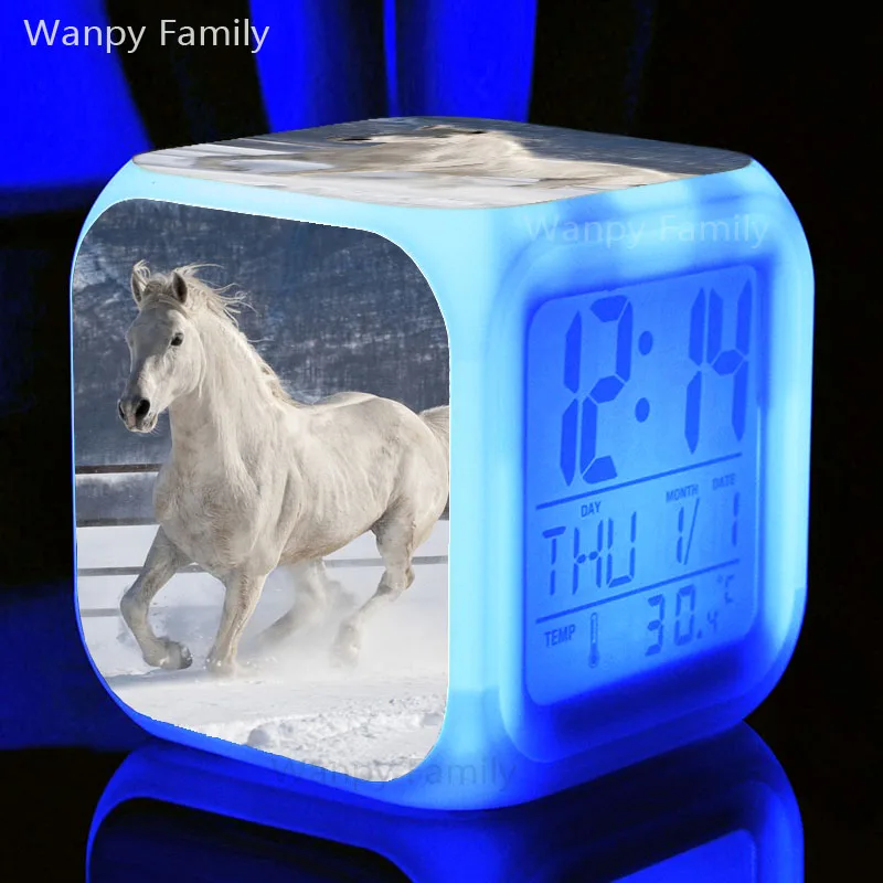 Будильник с изображением лошадок, светодиодный цифровой будильник с большим экраном, многофункциональные будильники для детской комнаты, меняющие цвет - Цвет: Серебристый