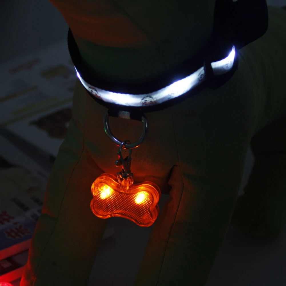 Светодиодный светильник вверх форма кость собаки ID тег Pet безопасности воротник кулон для прогулок на открытом воздухе