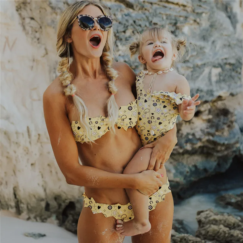 

2020 Family Mathing Mom Daughter Push Up Bikini Set Print Bandage Swimsuit Parent-child Swimwear Mommy And Me