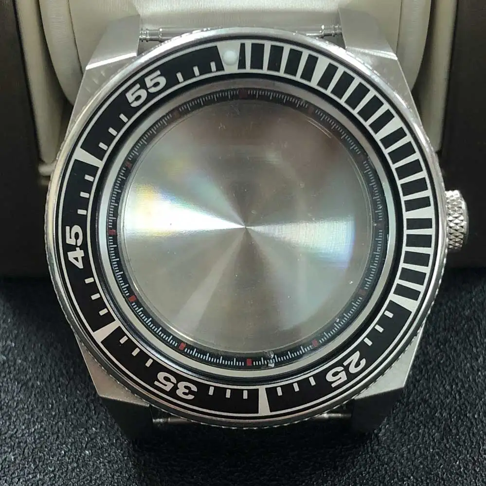 Boîtier De Montre En Acier étanche - Kit De Remplacement Compatible Avec Les Mouvements 8200 - Neuf Avec étiquettes