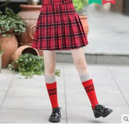 Prinses zoete lolita rokken Herfst en winter college wind junior high school studenten Koreaanse plaid rokken vrouwen LXZL024 Prinses zoete lolita rokken Herfst en winter college wind junior high school studenten Koreaanse plaid rokken vrouwen LXZL024