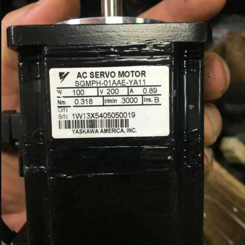 Использованный протестированный рабочий SGMPH-01AAE-YA11 сервомотором переменного тока