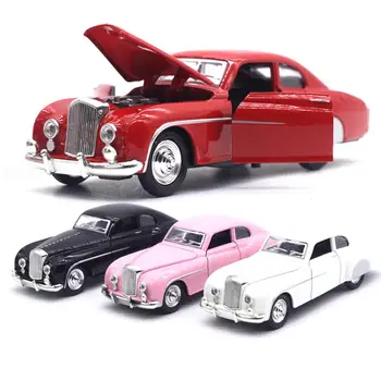 

1/28 Diecast Vintage Car Model Pull Back Diecast Model Car with Sound LED Kids Toy Desk Decor With Sound Light Toys Gifts