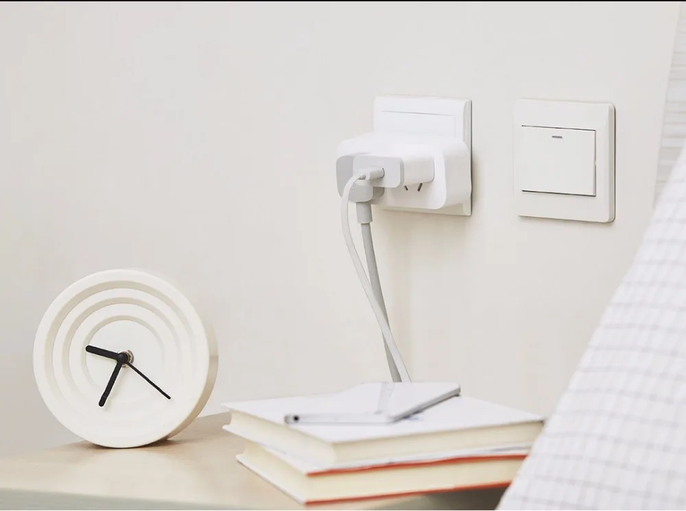 Xiaomi Mijia Power Strip Converter Portable Plug Travel Adapter for Home Office 5V 2.1A 2 Sockets 2 USB Fast Charging H25 (1)