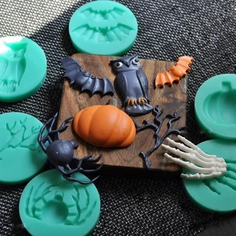 

Halloween DIY Spider Pumpkin Owl Silicone Baking Mold Fondant Cake Cutter Tool