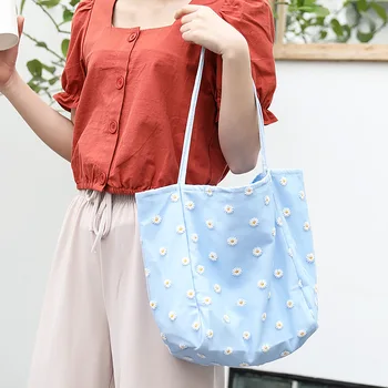 

Small daisy embroidery handbag simple net red flower canvas bag small fresh silk mesh large capacity shoulder bag