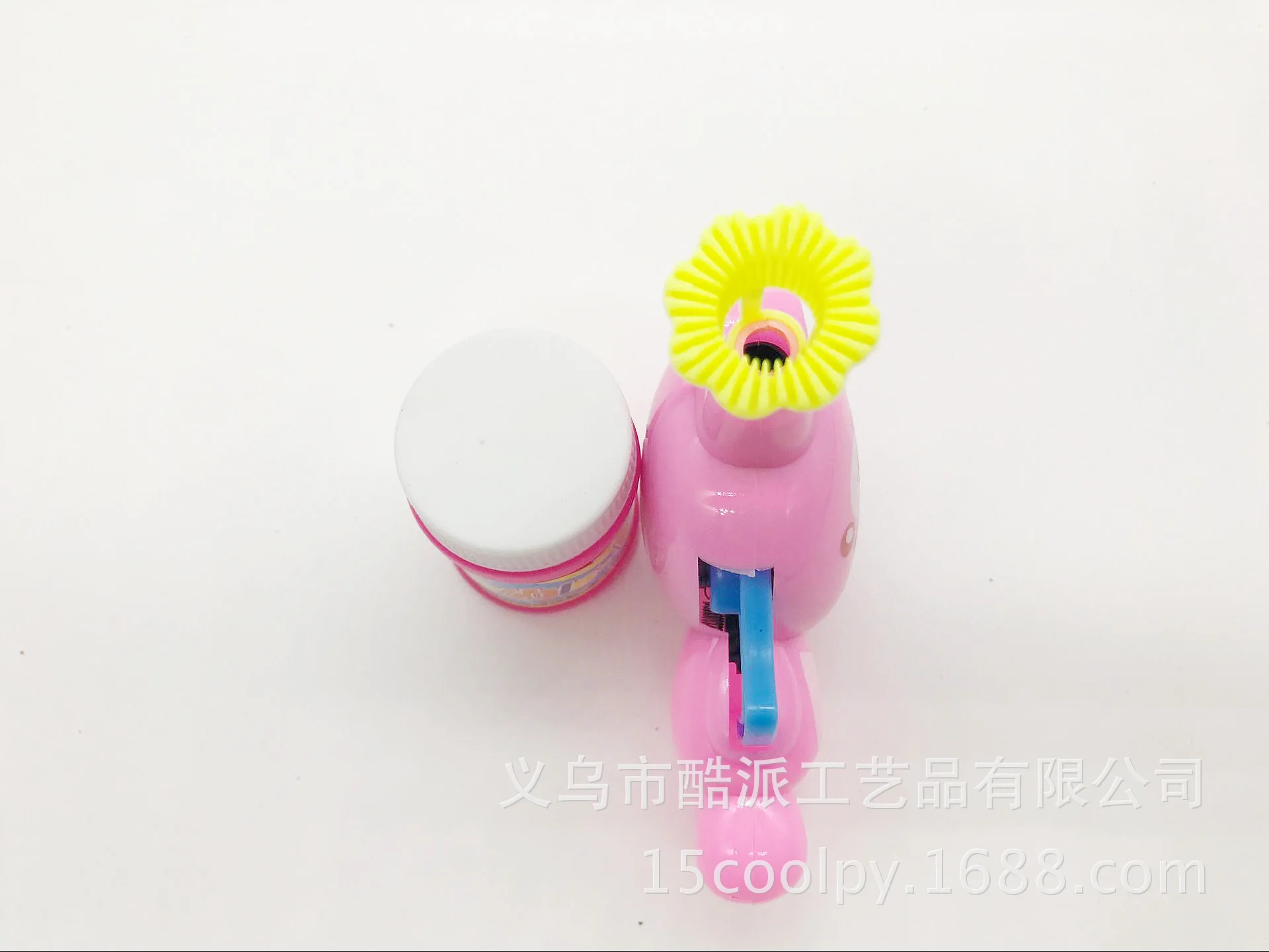 CHILDREN'S Cartoon Manual Inertia Bubble Gun Bubble Water Dolphin Summer Stall Hot Sales Supply of Goods Bubble Water Toy