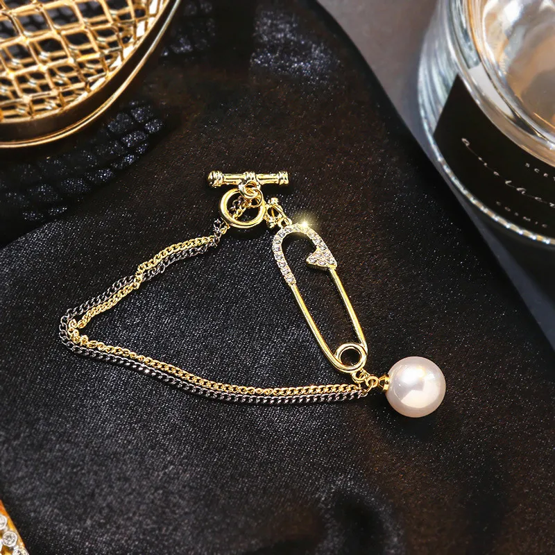 15791693266_1661689113