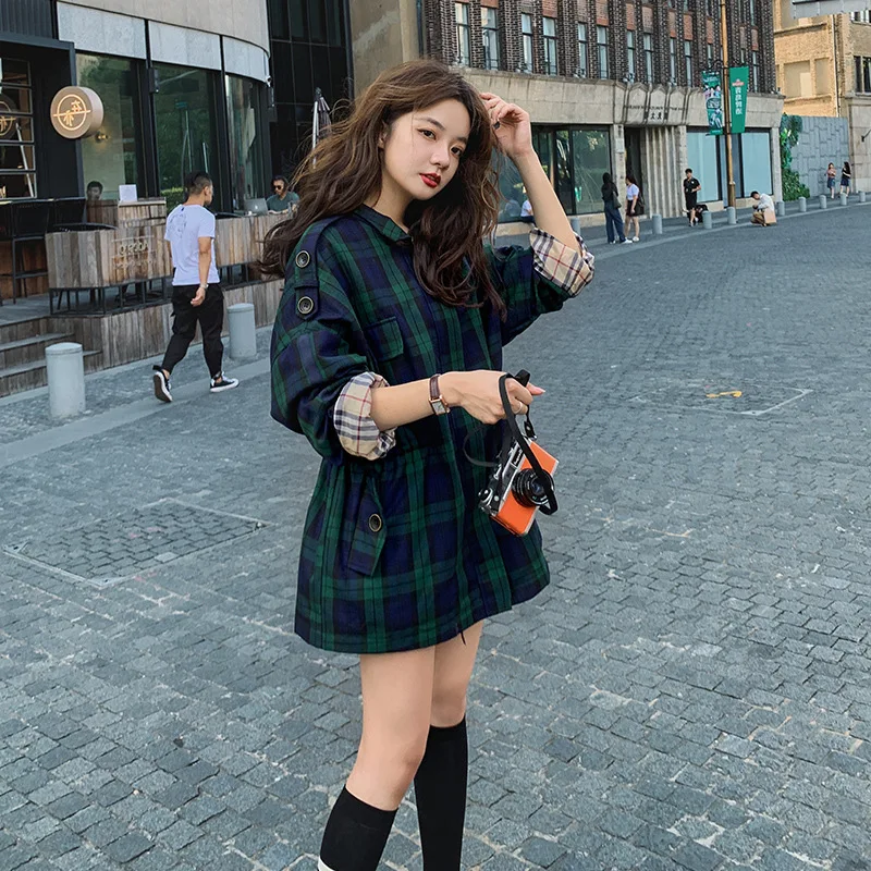 

Plaid Shirt Women's Sense of Design Non-mainstream 2019 New Style chun qiu wang Red Machine Tops Retro Hong Kong Flavor Short Co