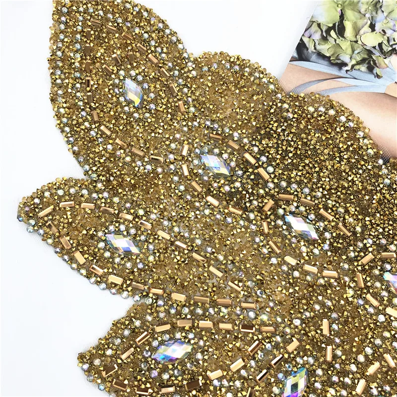 Newl design pineapple shape Gold rhinestone Motif Hot Fix Rhinestones Embellishment Iron on DIY Patches Sewing Supplies craft Newl design pineapple shape Gold rhinestone Motif Hot Fix Rhinestones Embellishment Iron on DIY Patches Sewing Supplies craft