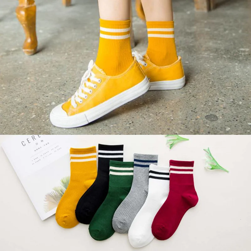 Funny Cute Cotton Loose Striped Crew Socks Women Fashion Colorful Harajuku Designer Retro Long Socks New Year Christmas Gifts