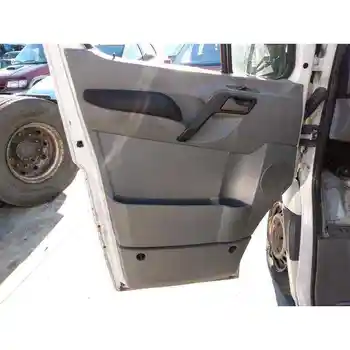 

TRIM FRONT LEFT DOOR VOLKSWAGEN CRAFTER CLOSED BOX
