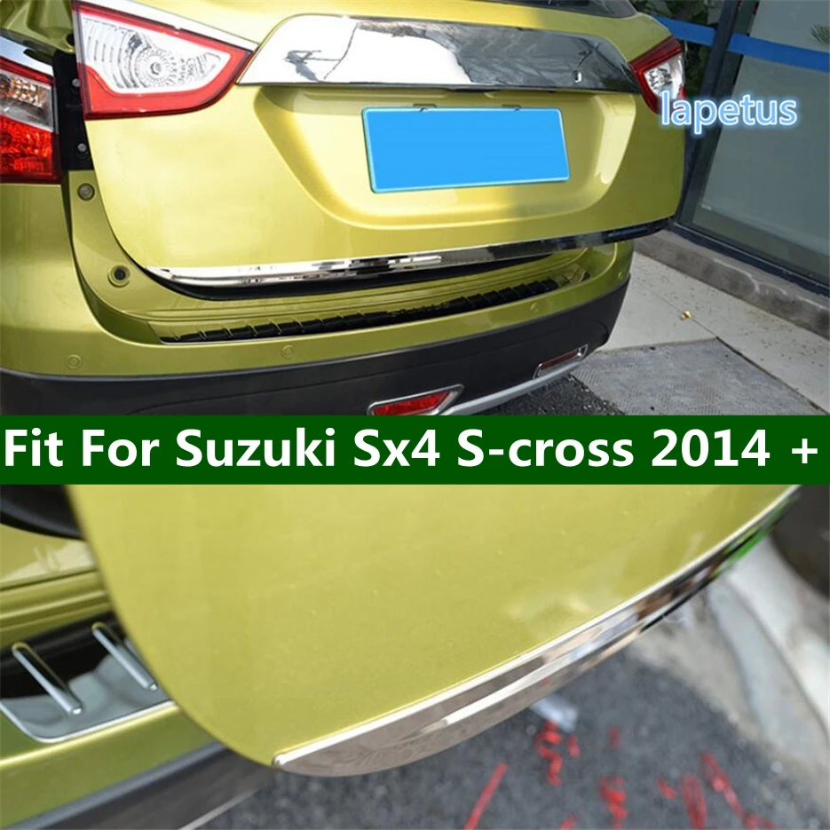 Seat covers for your Suzuki SX4 S-Cross from 2013 Set Los Angeles