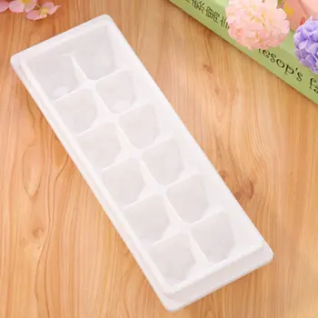 

Creative Square Diamond Ice Mold 12 Grids PP Plastic Ice Cube Making Tray with Lid Ice Cream Maker Mould for Home Bar