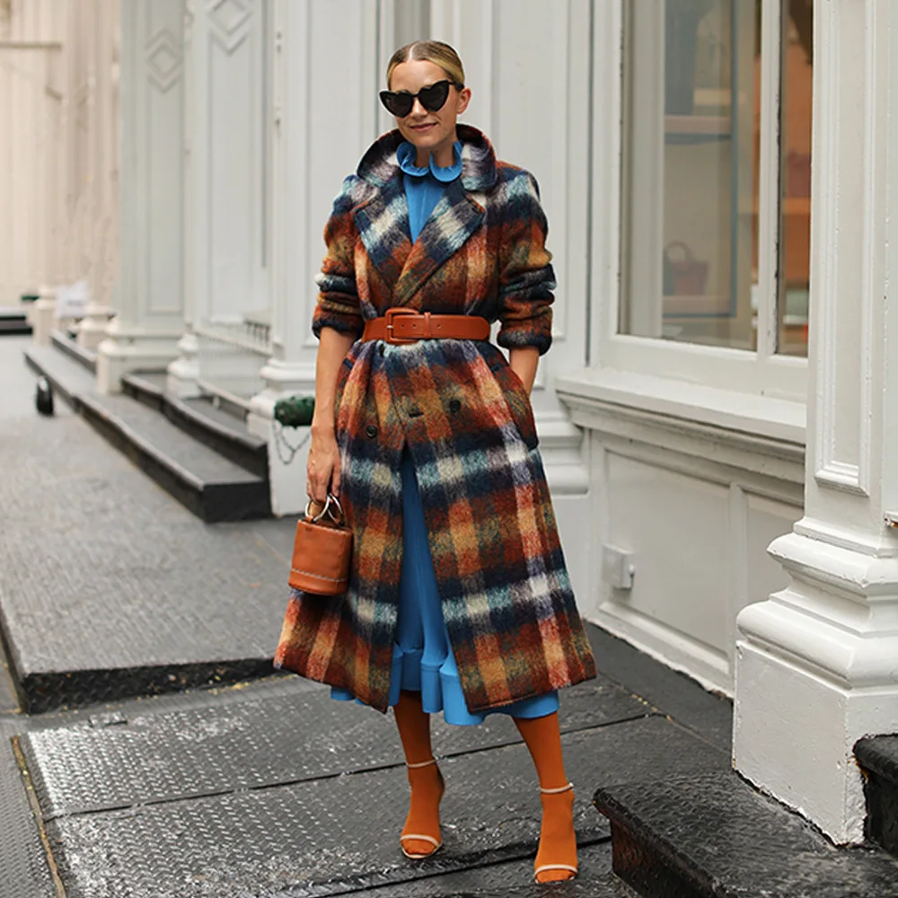 

2021 Autumn High Street Women's Warm Winter Long Plaid Lapel OverCoat Woolen Retro British Classic Wind Long Coat New Fashion