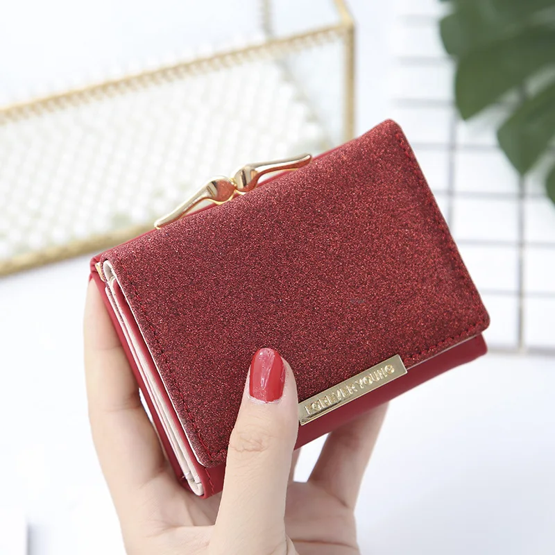 9031779687_967315039