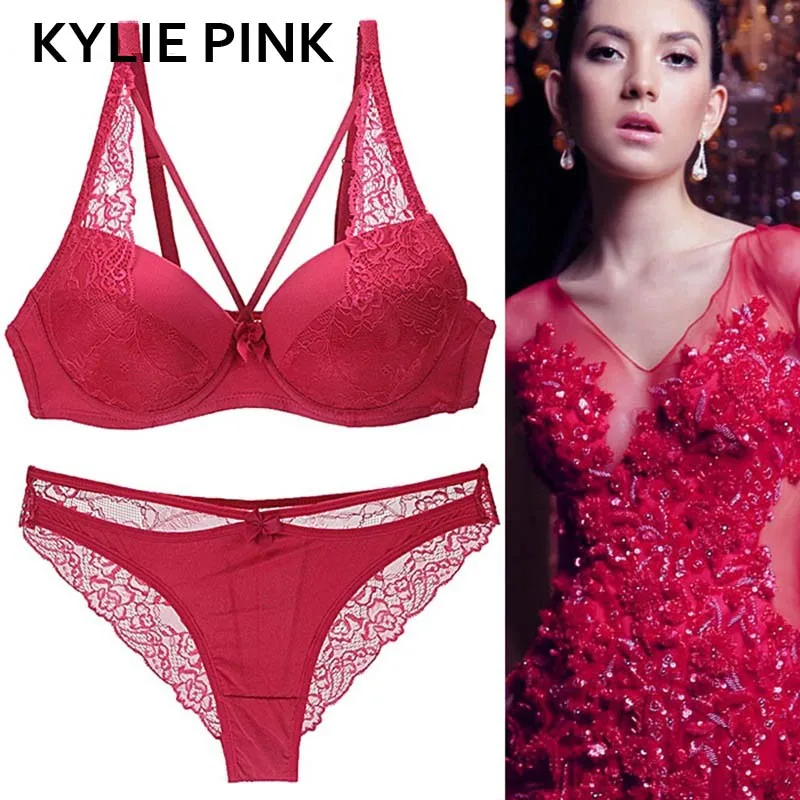Женские бюстгальтеры для девушек KYLIE розовые с пуш апом на шнуровке комплект
