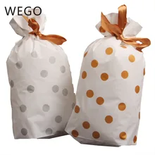 50 шт./лот праздничные женские сумки на завязках с узором в точку и ленточкой для Творческий симпатичное, на шнурке печенье пожелания сумка Рождественский мешок