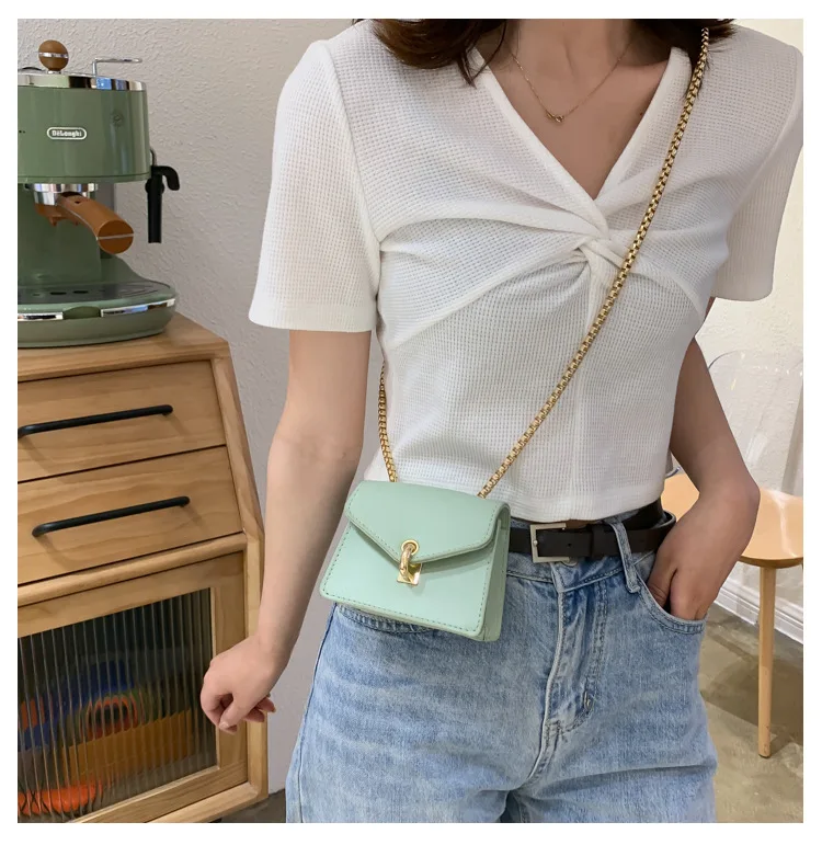

2020 New Women Handbag Fashion Korean Version Shoulder Bag Chain Messenger Bag Sweet Woman Bag Solid Color Shoulder Bag