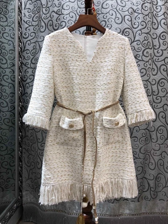 Autumn Early New V-neck Female Dress 1006 with fringed fringed lace