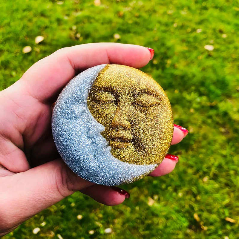 1Pcs Pink Soap Mold Round Shape Sun Moon Faces Silicone Mold DIY Fondant Chocolate Cake Decorating Tools Kithen Baking Tool