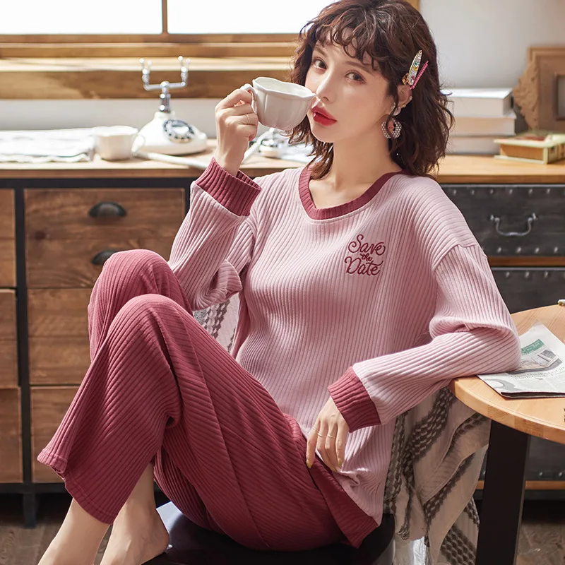 Pijama invierno трикотажная Хлопчатобумажная Пижама женская рубашка с круглым вырезом и длинными рукавами брюки 2 комплекта простой повседневной домашней одежды пижамы - Цвет: Лаванда