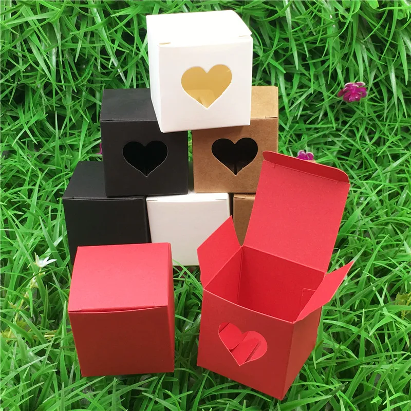 

100Pcs/Lot 5x5x5cm Hollow Love Heart Colorful Paper Gift Candy Storage Box For Festival Holiday Little Doll Gift Packaging Box