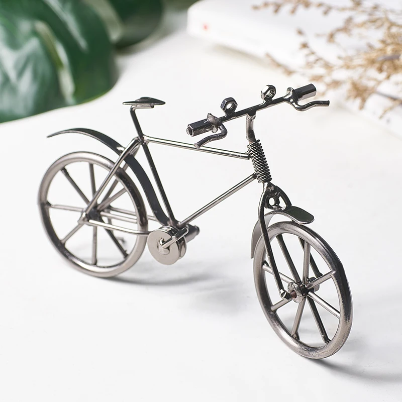 

Retro Iron Bicycle Model Crafts Creative Home Decoration LivingRoom Cafe Office Restaurant Desktop Display Nostalgic Furnishings