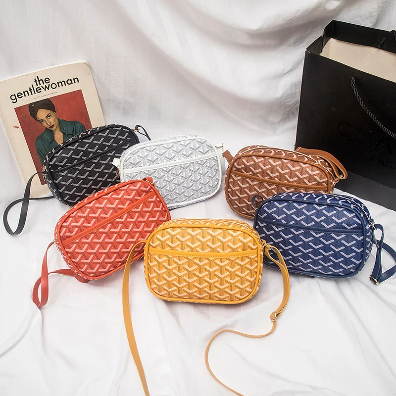

2020 New Style Popular Bag Women's INS Super Fire Dog Bag Simple Versitile Fashion Shoulder Bag Women's