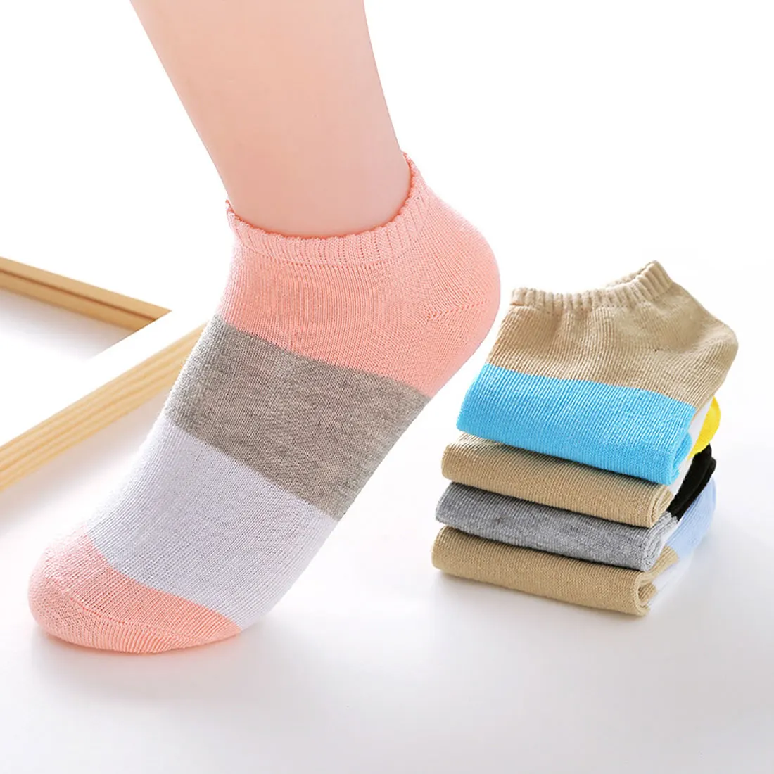 Повседневные женские носки на лето и весну женские носки Цветные Лоскутные хлопковые носки для девочек черные носки маленькие новые популярные женские носки