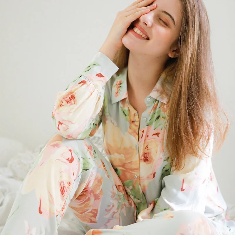 New women pajamas Turn-down collar satin pajamas set long sleeve and pants floral print casual home sleep female Home Clothes
