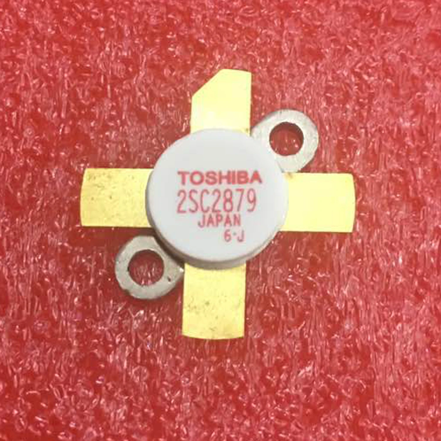 

МОП-транзистор Toshiba 2SC2879 RF, специализирующийся на высокочастотной трубке, 1 шт.