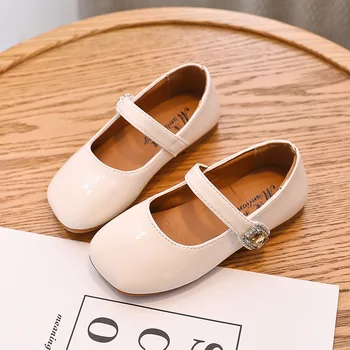 

Kids Shoes Girls Flat Princess Shoes 2020 New Fashion Children Shoes Leather Fashion Girls Party Dress Wedding Dance Shoes D596