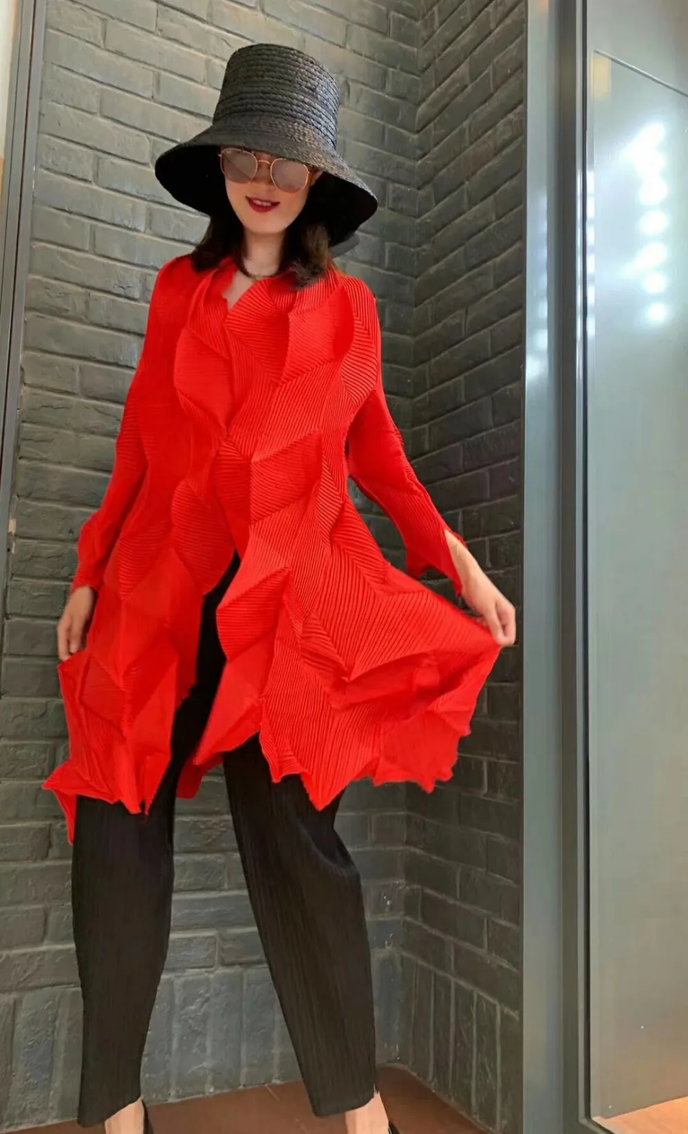 Горячие продажи Miyake модные ветра заклинание сложить Длинные рукава плащ