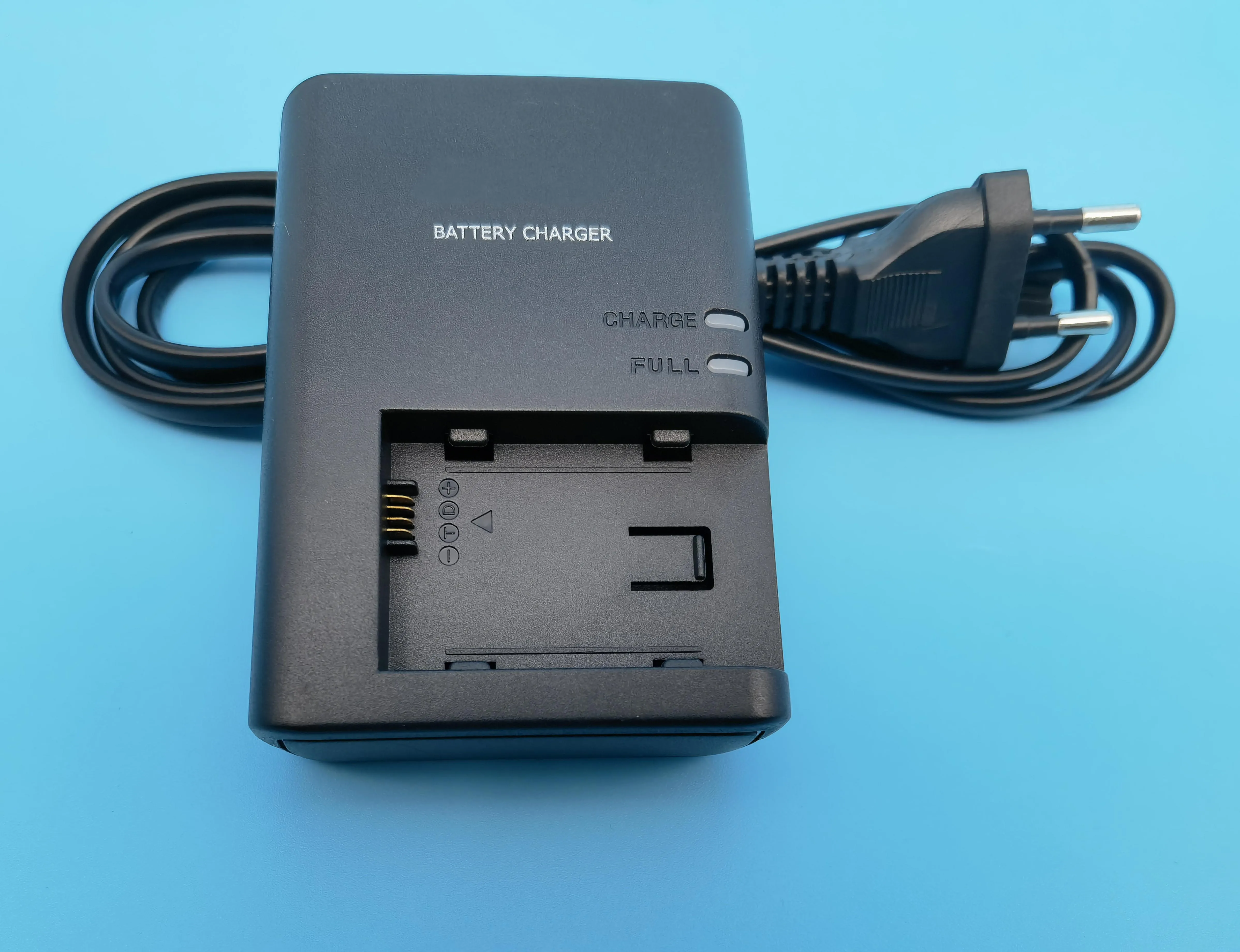 CG-800E зарядное устройство для камеры canon HFS100 HF10 HF100 FS11 FS10 FS100 HFG10 HFG30 XA20 XA25 XA30 |