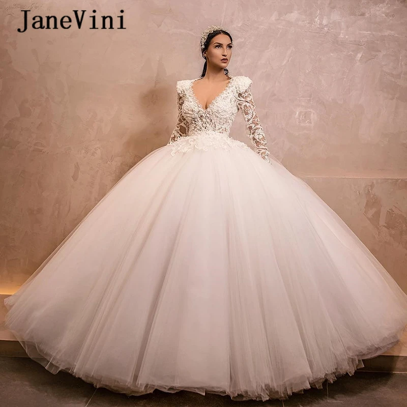 2020-Noble-Bride-V-Neck-Luxury-Beading-Ball-Gown-Wedding-Dress-with-Padded-Shoulders_副本