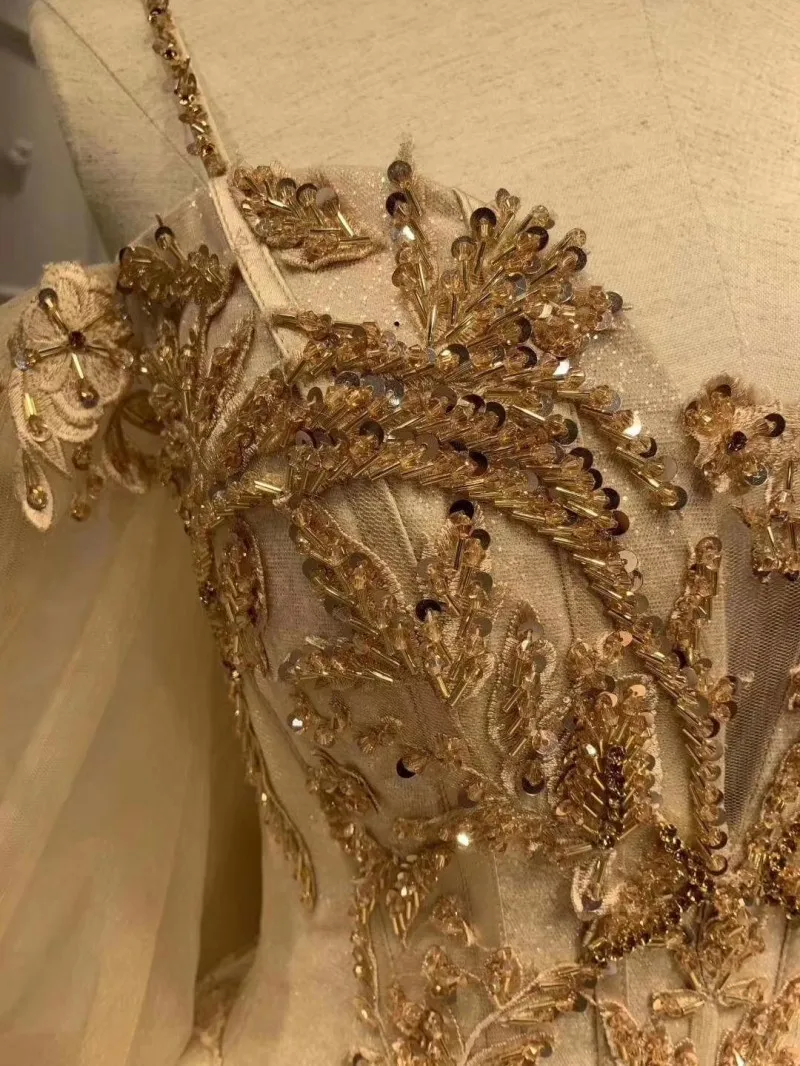 Abendkleid Gold Japan