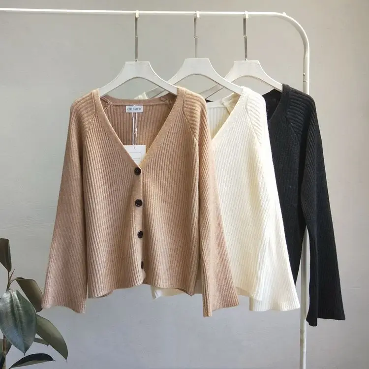 

Casual Knitting Sweater Cardigan Woman V-neck Long Flare Sleeve Loose Coat Khaki Beige Black Sweater Tops