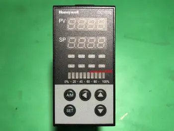 

Thermostat DC1020 Thermostat DC1020CR-70100B-E