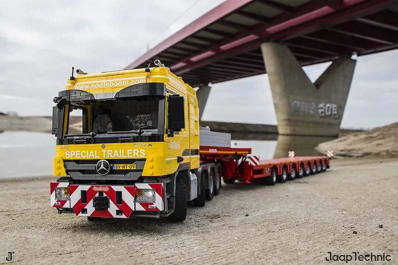 Mercedes Benz Actros 4165 MP3 Nooteboom MOC 6074 Technic Designed By JaapTechnic Produced By MOC BRICK LAND