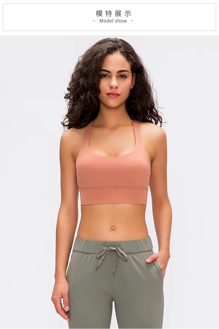 13470894162_2085961181