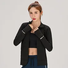 Осенняя новая стильная одежда для йоги, Женская облегающая куртка на молнии для похудения, быстросохнущие топы, спортивный костюм для бега, фитнеса