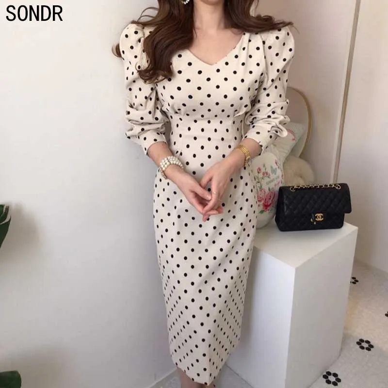 

One-Piece Korean Dress Women V-Neck Bag Hip Corduroy Wave Point Dresses 2020 Spring Autumn Women'S Long Sleeve Dress Long Dress