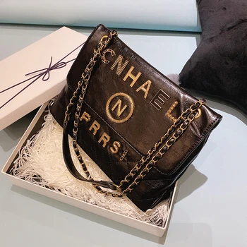 

NEW French Design Fashion Diamond Square Bag Handbag & Elegant Shoulder Bag Messenger Bag Width 32cm Height 22cm Thickness 9cm