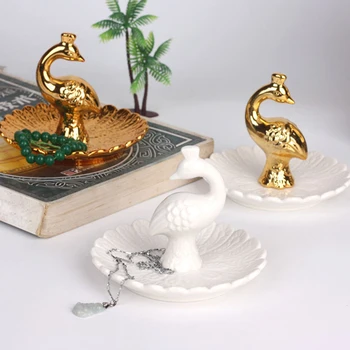 

Nordic Ceramic Storage Tray Creative 3D Peacock Shape Ring Bracelet Holder Electroplate Jewelry Display Storage Trays Home Decor