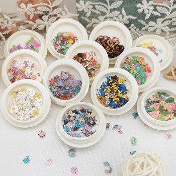 Cena Zapakowane Kwiaty Do Paznokci Kolor/korona Drewno Pulpy Akcesoria Do Paznokci 12 Stylów Zwierząt Litery Mieszane Ozdoba Do Paznokci Dziewczyna Materiały Do Paznokci