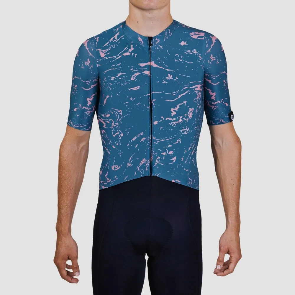191031_BlackSheep_01_0051_copy_new_label_2000x.webp (1)