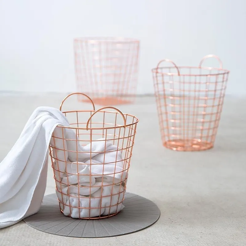 

INS Northern European-Style Simple Fashion Metal Hollow out Rose Gold Barrel Laundry Storage Barrels Garbage Can with Handle